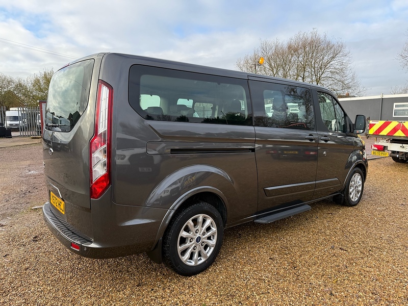 Ford 320 2.0 EcoBlue Titanium 9 SEAT MPV LWB MINIBUS