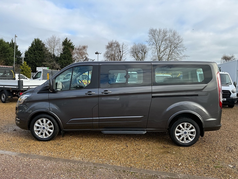 Ford 320 2.0 EcoBlue Titanium 9 SEAT MPV LWB MINIBUS