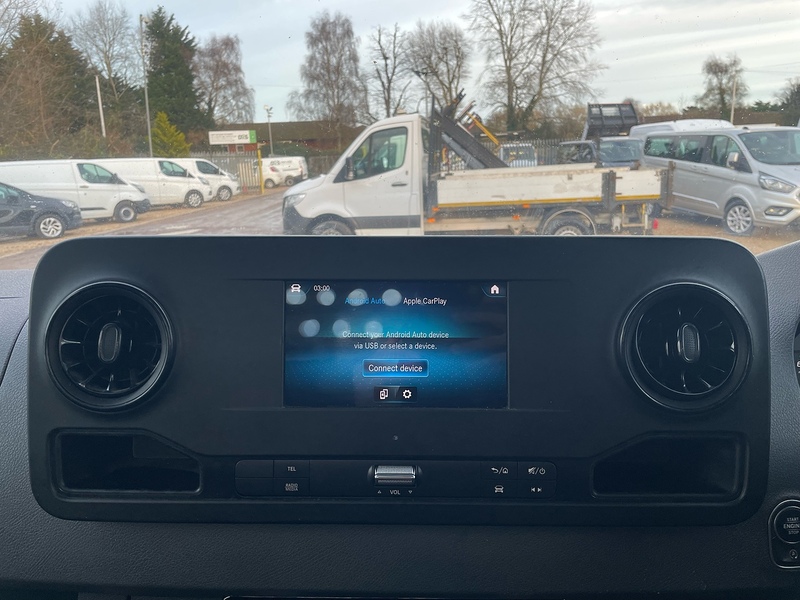 Mercedes-Benz 315 2.0 CDI Progressive L3 LWB 14ft DROPSIDE