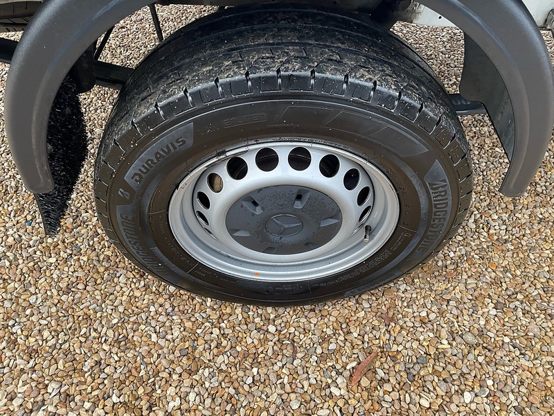 Mercedes-Benz 315 2.0 CDI Progressive L3 LWB 14ft DROPSIDE