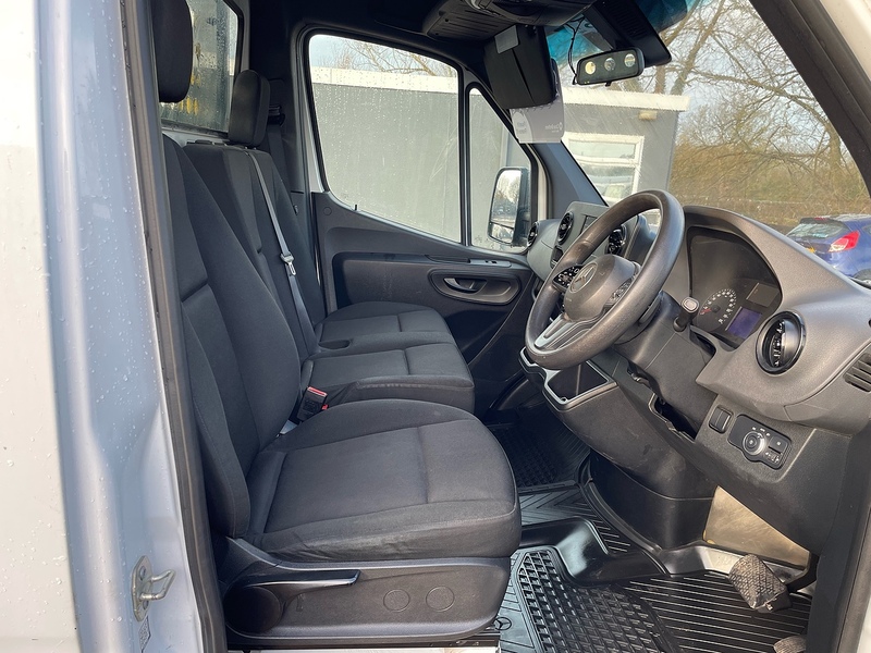 Mercedes-Benz 315 2.0 CDI Progressive L3 LWB 14ft DROPSIDE