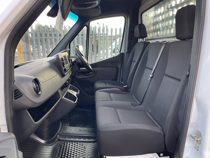 Mercedes-Benz 315 2.0 CDI Progressive L3 LWB 14ft DROPSIDE