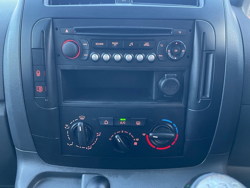 Peugeot 1.6 HDi Professional L1 SWB PANEL VAN - WHITE