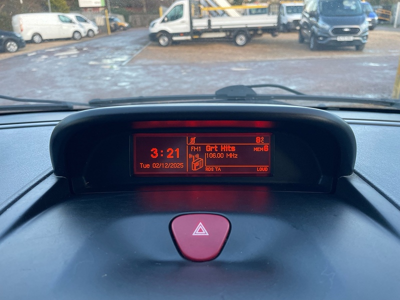 Peugeot 1.6 HDi Professional L1 SWB PANEL VAN - WHITE