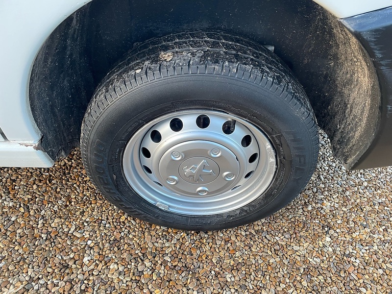 Peugeot 1.6 HDi Professional L1 SWB PANEL VAN - WHITE