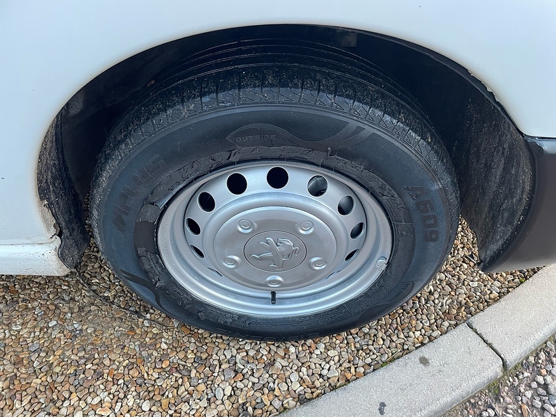 Peugeot 1.6 HDi Professional L1 SWB PANEL VAN - WHITE