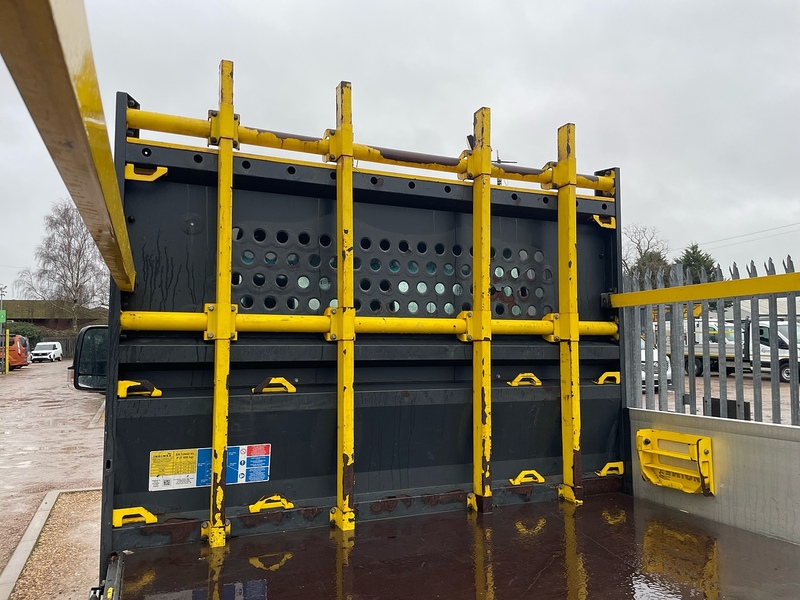 Mercedes-Benz 315 2.0 CDI Progressive L3 LWB 14FT DROPSIDE