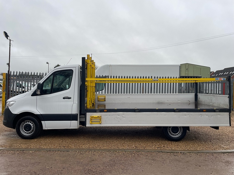 Mercedes-Benz 315 2.0 CDI Progressive L3 LWB 14FT DROPSIDE
