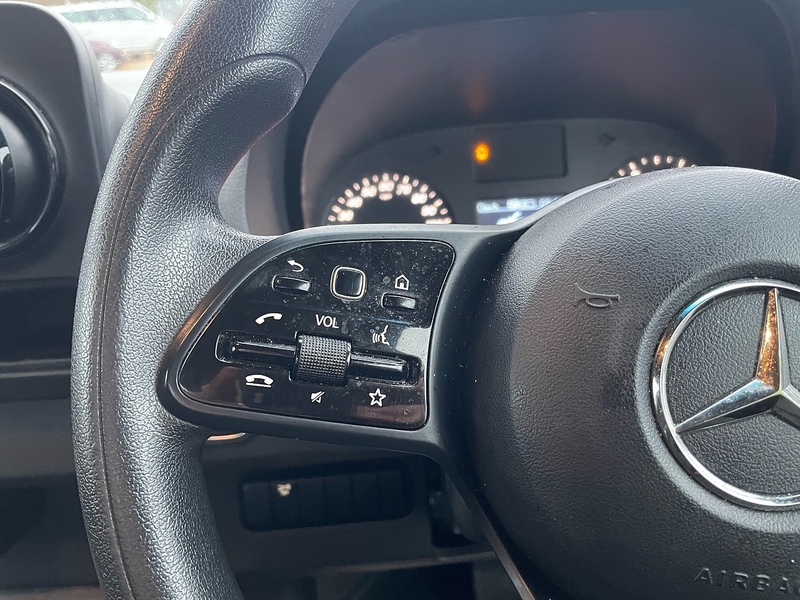 Mercedes-Benz 315 2.0 CDI Progressive L3 LWB 14FT DROPSIDE