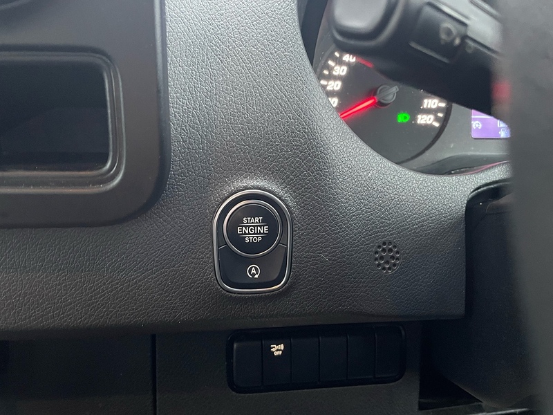 Mercedes-Benz 315 2.0 CDI Progressive L3 LWB 14FT DROPSIDE