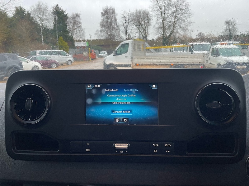 Mercedes-Benz 315 2.0 CDI Progressive L3 LWB 14FT DROPSIDE