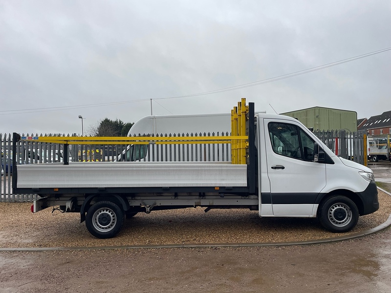 Mercedes-Benz 315 2.0 CDI Progressive L3 LWB 14FT DROPSIDE