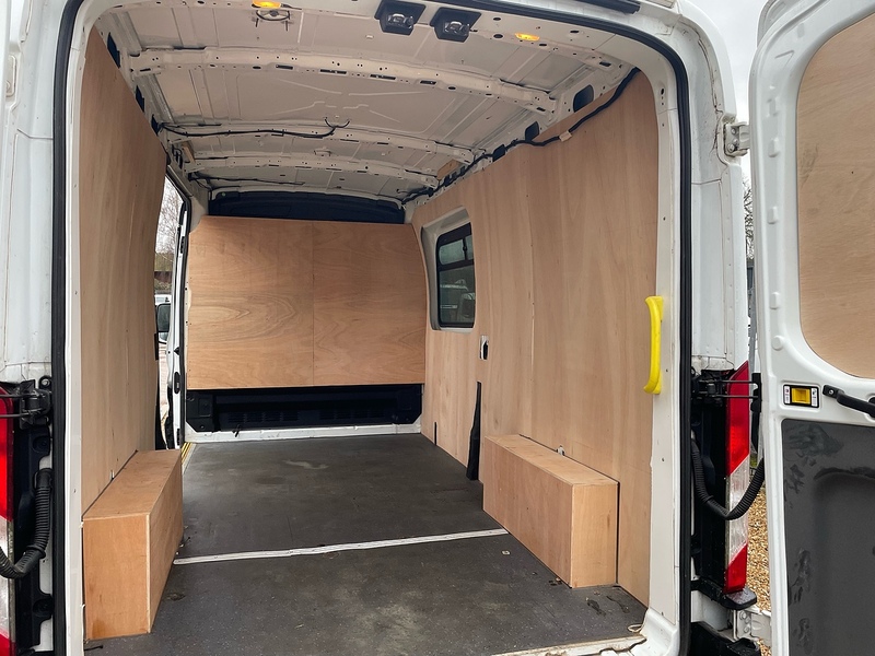 Ford 350 2.0 EcoBlue Leader L3 H2 LWB PANEL VAN