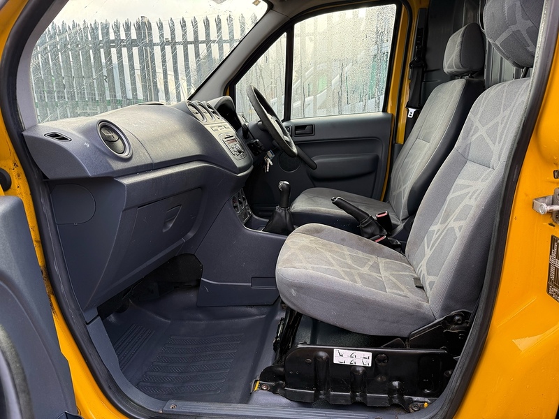 Ford TDCi T200 1.8 L1 H1 SWB PANEL VAN - YELLOW