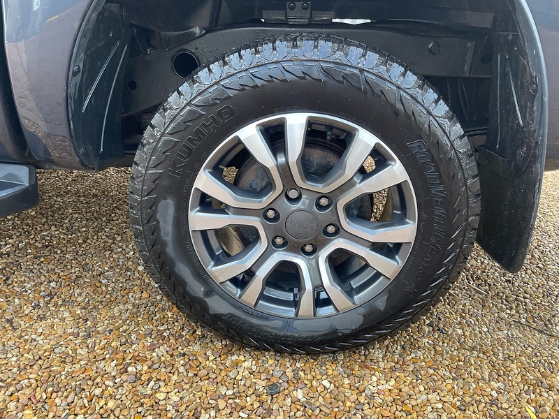 Ford 2.0 EcoBlue Wildtrak Pickup Double Cab 4dr Diesel Auto 4WD Euro 6 (s/s) (213 ps)