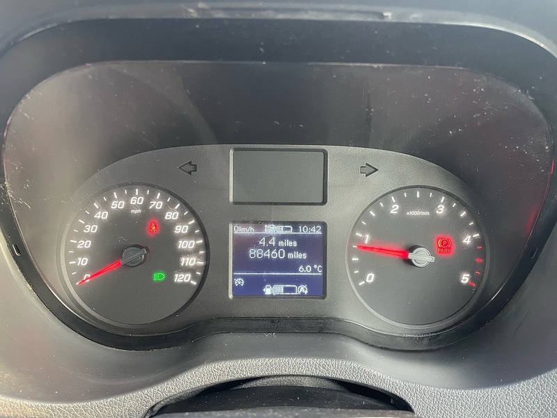 Mercedes-Benz 315 2.0 CDI Progressive L3 LWB 14ft DROPSIDE