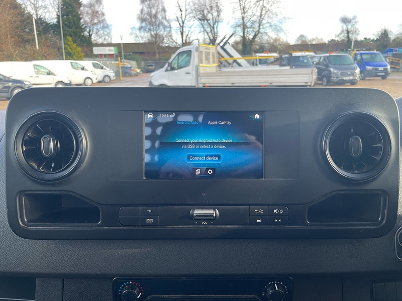 Mercedes-Benz 315 2.0 CDI Progressive L3 LWB 14ft DROPSIDE