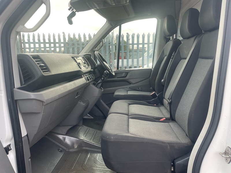 Volkswagen 2.0 TDI CR35 Startline L3 LWB DROPSIDE - WHITE