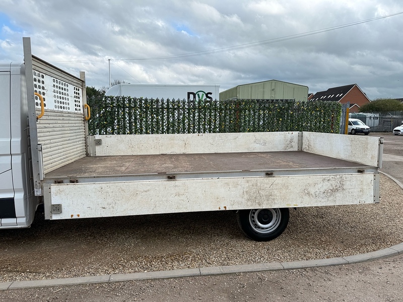 Volkswagen 2.0 TDI CR35 Startline L3 LWB DROPSIDE - WHITE