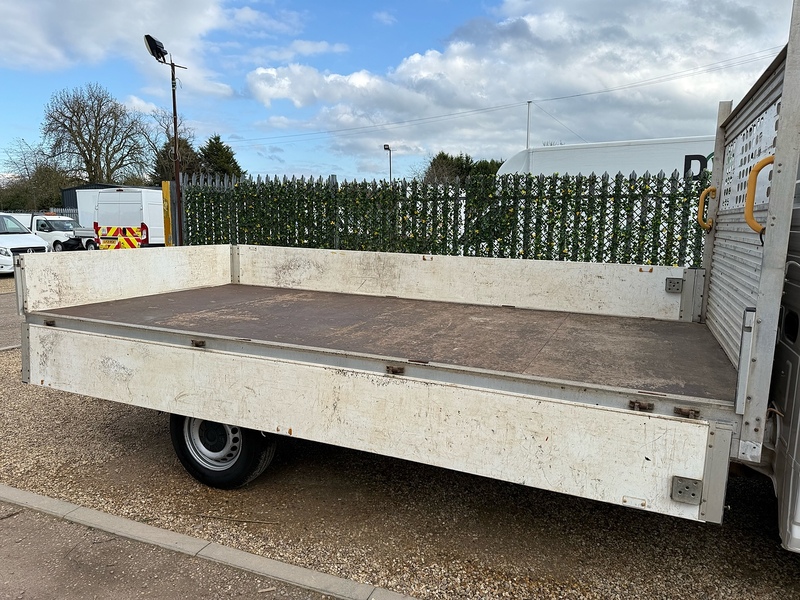 Volkswagen 2.0 TDI CR35 Startline L3 LWB DROPSIDE - WHITE