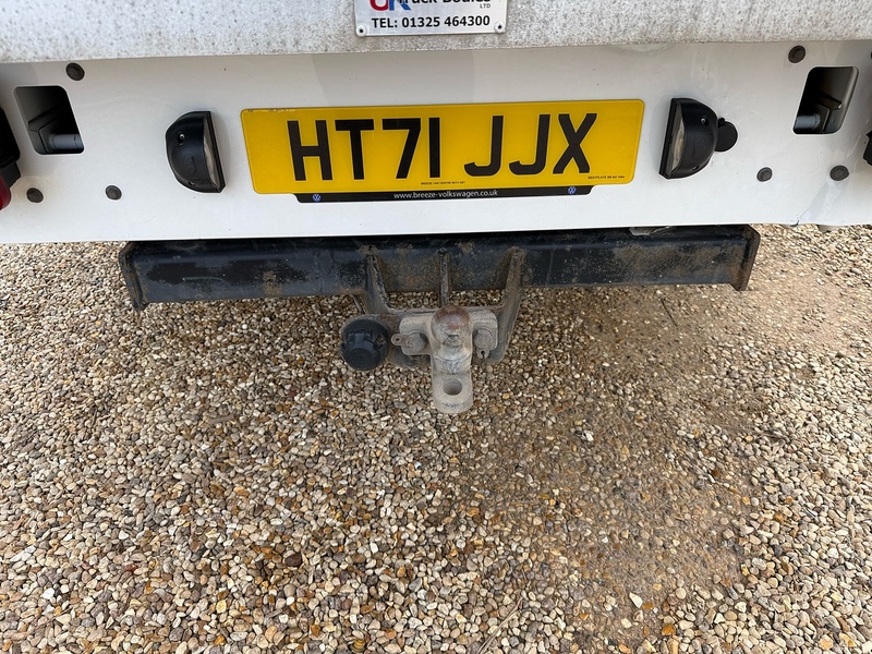 Volkswagen 2.0 TDI CR35 Startline L3 LWB DROPSIDE - WHITE