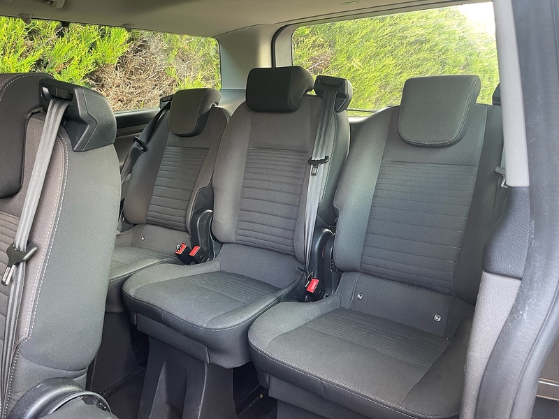 Ford 320 2.0 EcoBlue MHEV Titanium 9 SEAT MPV MINIBUS