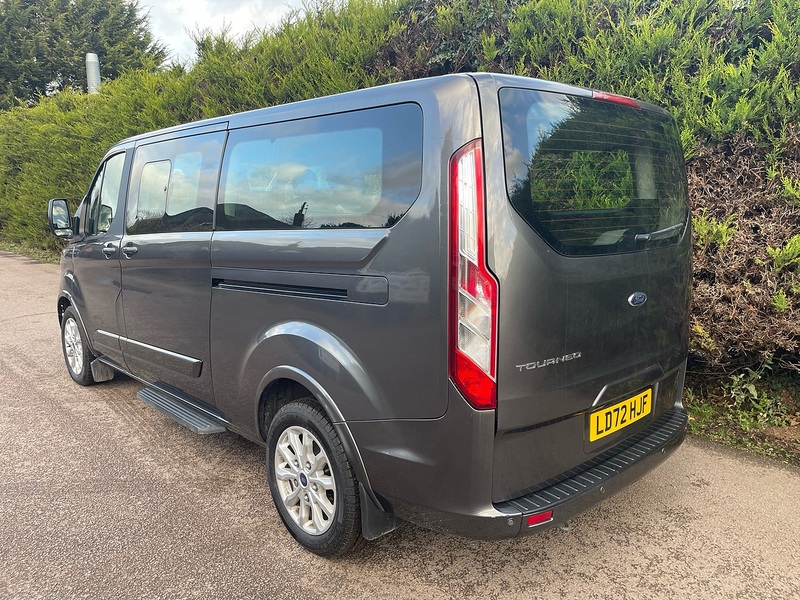 Ford 320 2.0 EcoBlue MHEV Titanium 9 SEAT MPV MINIBUS