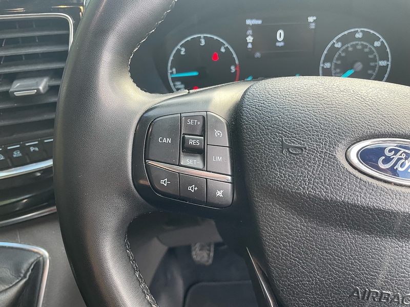 Ford 320 2.0 EcoBlue MHEV Titanium 9 SEAT MPV MINIBUS