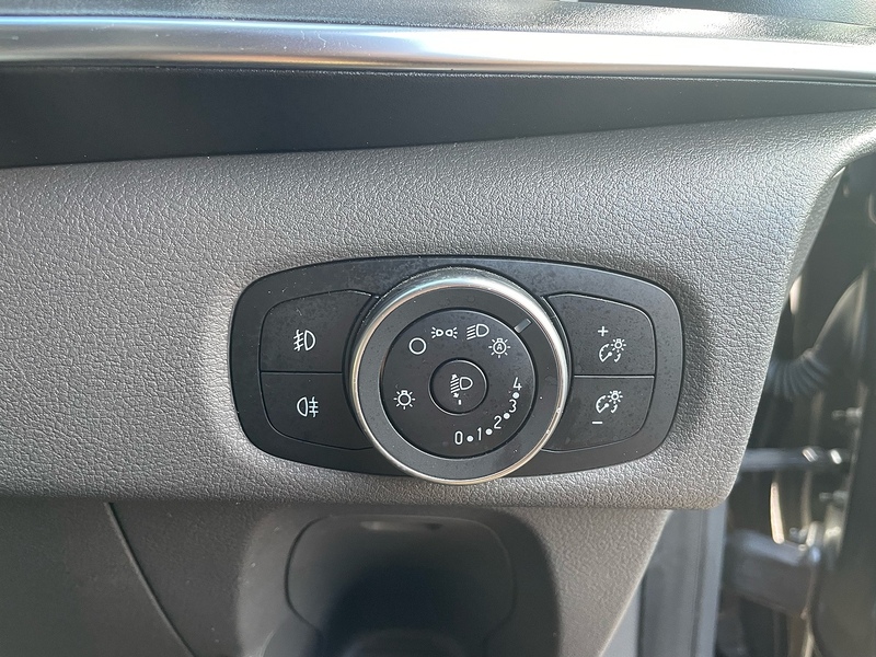 Ford 320 2.0 EcoBlue MHEV Titanium 9 SEAT MPV MINIBUS