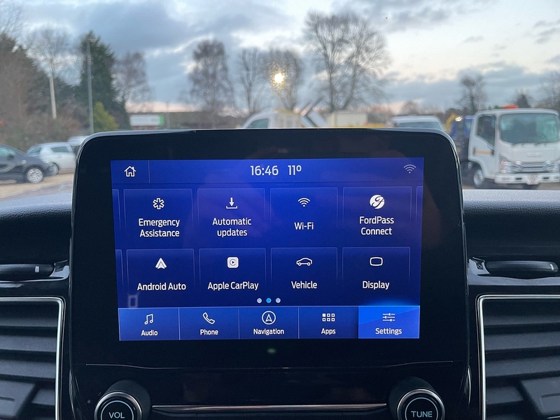 Ford 2.0 320 EcoBlue Titanium Minibus Double Cab 5dr Diesel Auto L2 Euro 6 (s/s) (130 ps)