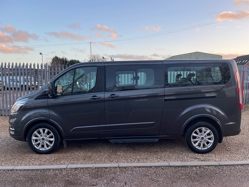 Ford 320 2.0 EcoBlue MHEV Titanium 9 SEAT MPV LWB MINIBUS