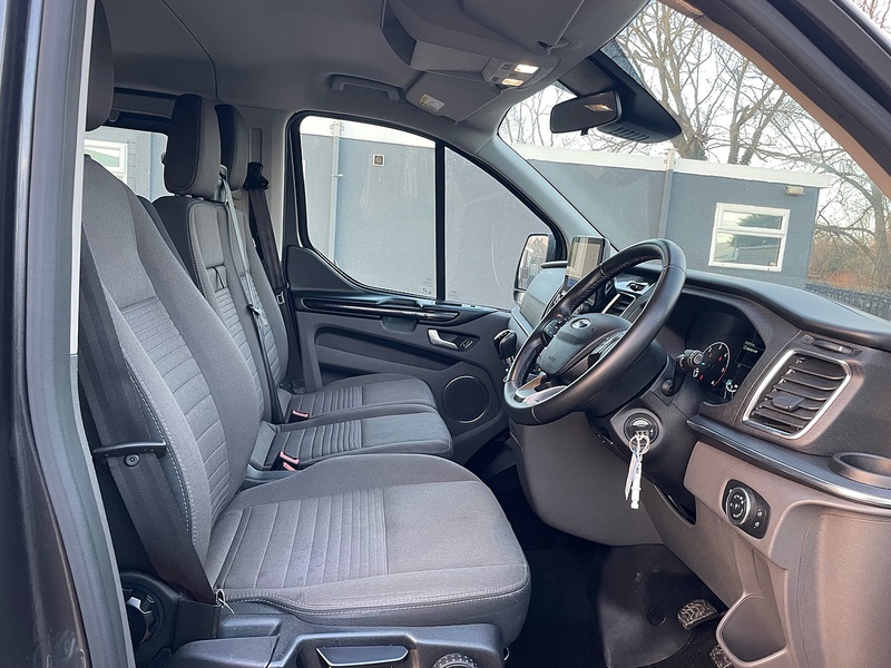 Ford 320 2.0 EcoBlue MHEV Titanium 9 SEAT MPV LWB MINIBUS