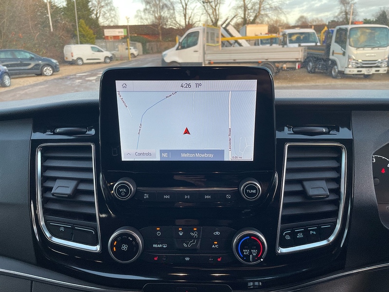 Ford 320 2.0 EcoBlue MHEV Titanium 9 SEAT MPV LWB MINIBUS