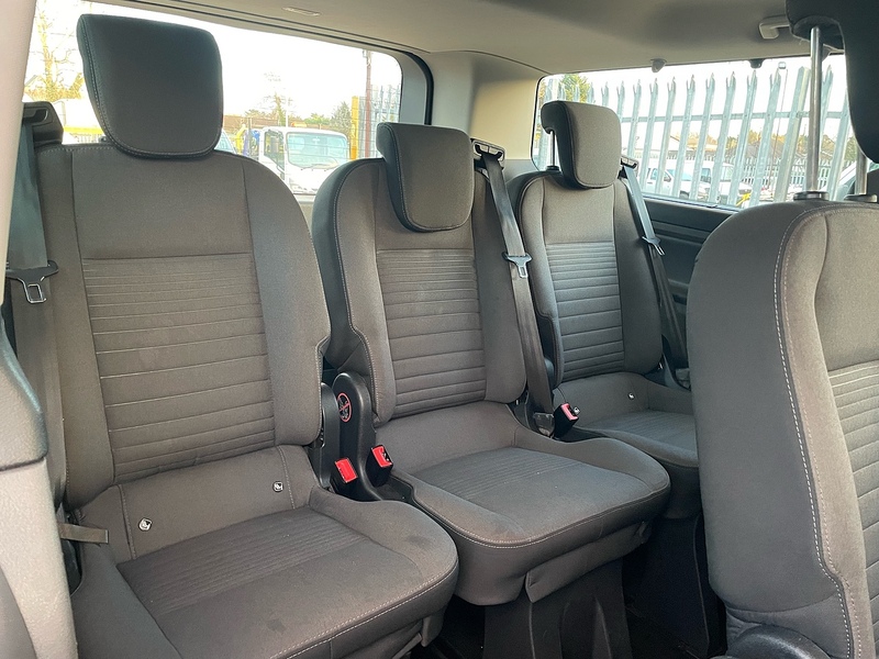 Ford 320 2.0 EcoBlue MHEV Titanium 9 SEAT MPV LWB MINIBUS