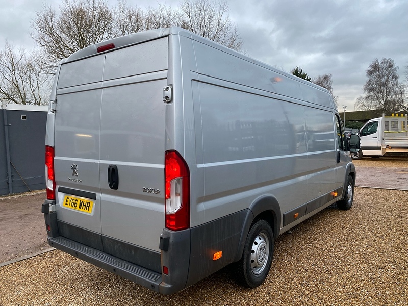 Peugeot 2.0 BlueHDI 435 Professional L4 H2 XLWB PANEL VAN