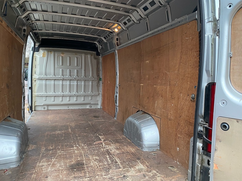 Peugeot 2.0 BlueHDI 435 Professional L4 H2 XLWB PANEL VAN