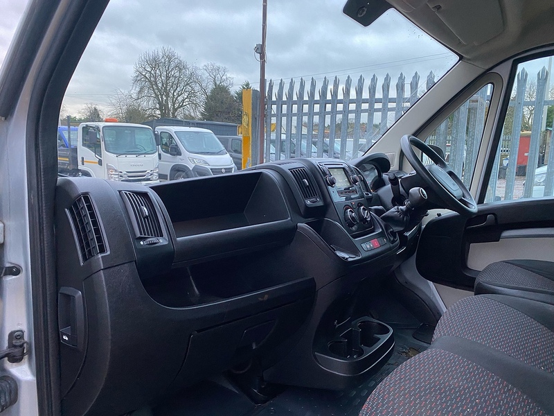 Peugeot 2.0 BlueHDI 435 Professional L4 H2 XLWB PANEL VAN