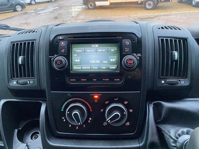 Peugeot 2.0 BlueHDI 435 Professional L4 H2 XLWB PANEL VAN