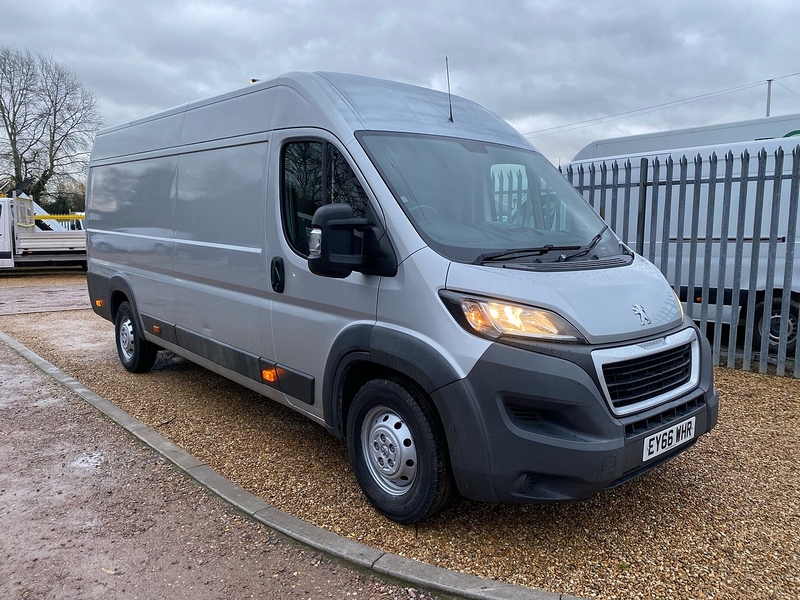 Peugeot 2.0 BlueHDI 435 Professional L4 H2 XLWB PANEL VAN