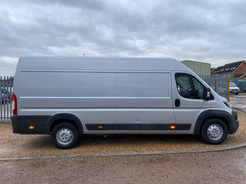 Peugeot 2.0 BlueHDI 435 Professional L4 H2 XLWB PANEL VAN