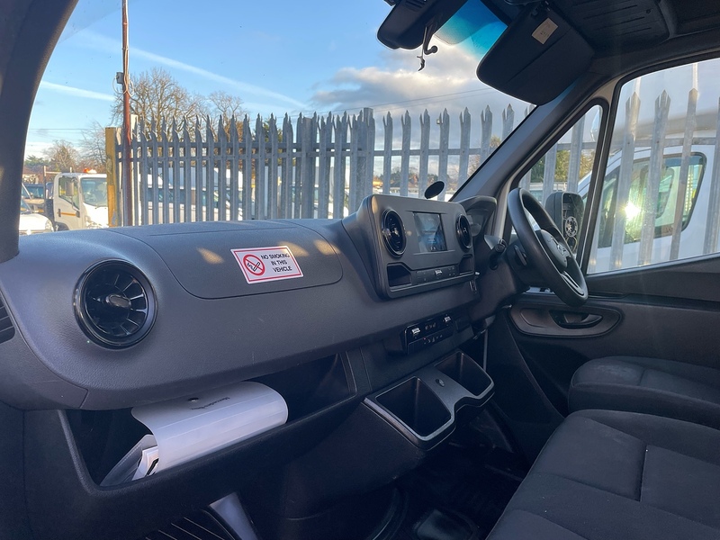 Mercedes-Benz 315 2.0 CDI Progressive L3 LWB 14FT DROPSIDE - WHITE