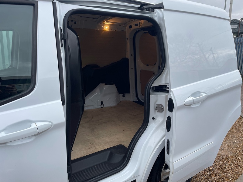 Ford 1.5 TDCi Limited L1 H1 SWB PANEL VAN - WHITE