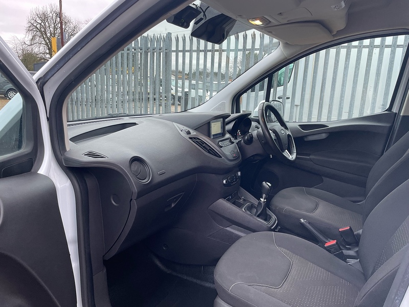 Ford 1.5 TDCi Limited L1 H1 SWB PANEL VAN - WHITE