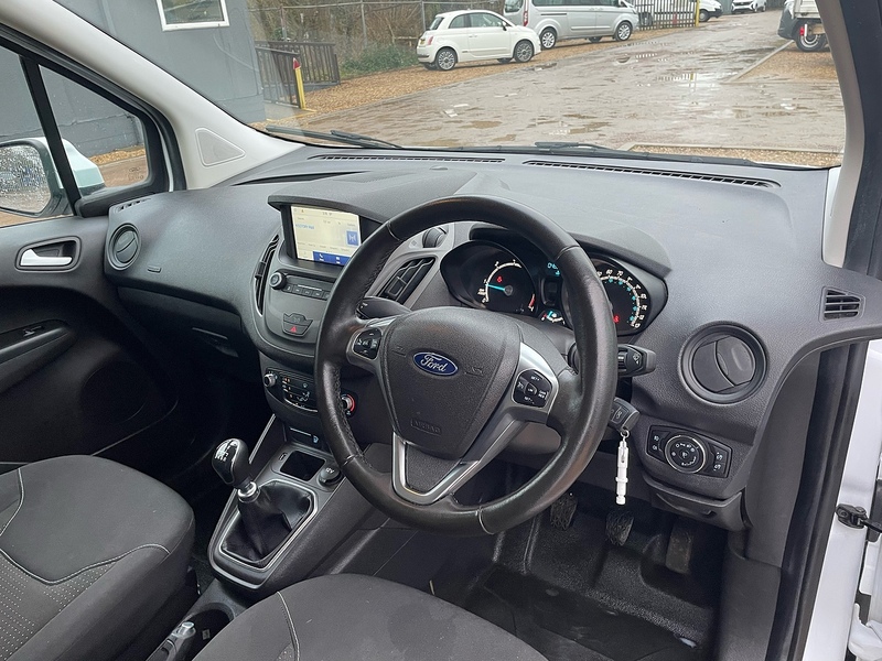 Ford 1.5 TDCi Limited L1 H1 SWB PANEL VAN - WHITE