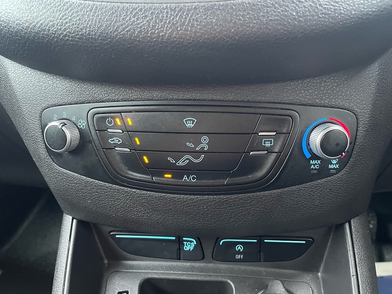 Ford 1.5 TDCi Limited L1 H1 SWB PANEL VAN - WHITE