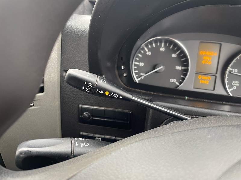 Mercedes-Benz 314 2.1 CDI L3 LWB DROPSIDE - WHITE