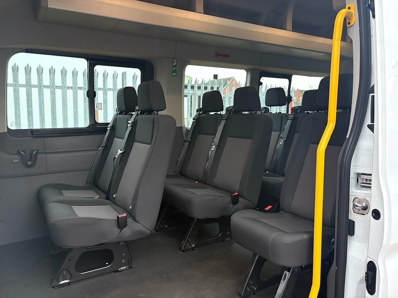 Ford 460 2.0 EcoBlue Leader L4 XLWB 17 SEATER MINIBUS - WHITE