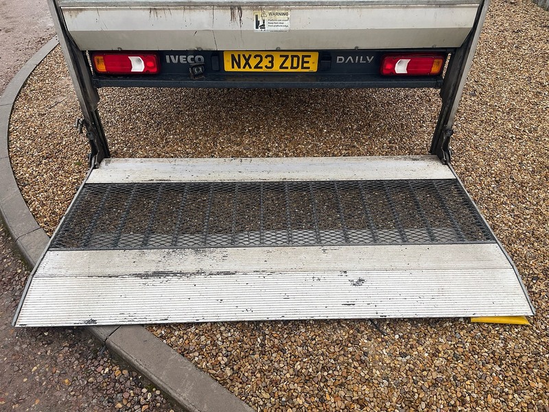 Iveco D HPI 14V 35S 3450 2.3 L3 LWB DROPSIDE TAIL LIFT - WHITE
