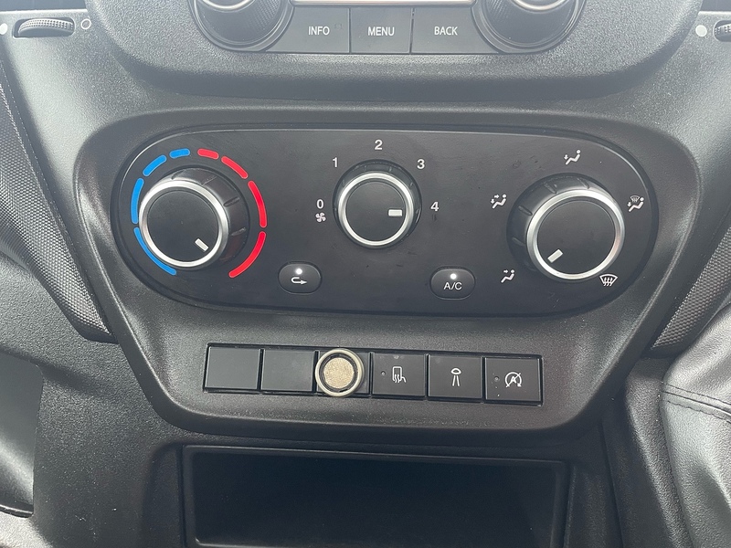 Iveco D HPI 14V 35S 3450 2.3 L3 LWB DROPSIDE TAIL LIFT - WHITE