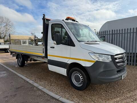 315 2.0 CDI Progressive L3 LWB DROPSIDE TAIL LIFT - WHITE